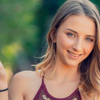 Русская порно сын лижет маму в жопу