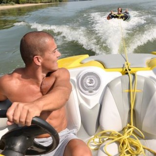 Поимел чужую жену порно ролики смотреть