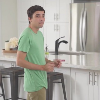 Классная телочка вкусно стонет от ебли