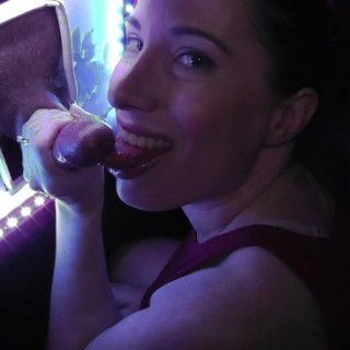 Отлично пососала хер