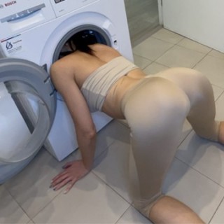 Застряла в стиралке и получила мой болт